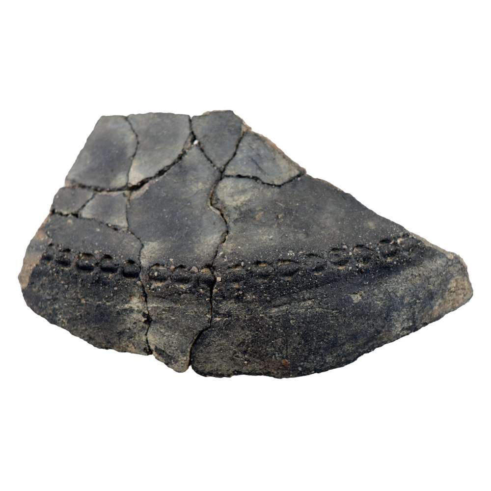 Torzo amforovité nádoby z počátku střední doby bronzové.